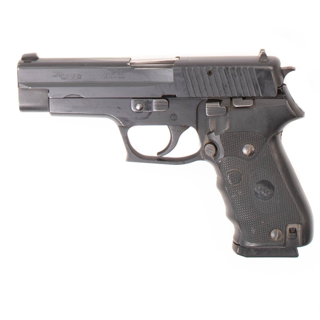 SIG SAUER P220 .45 ACP SEMI AUTO HANDGUNS